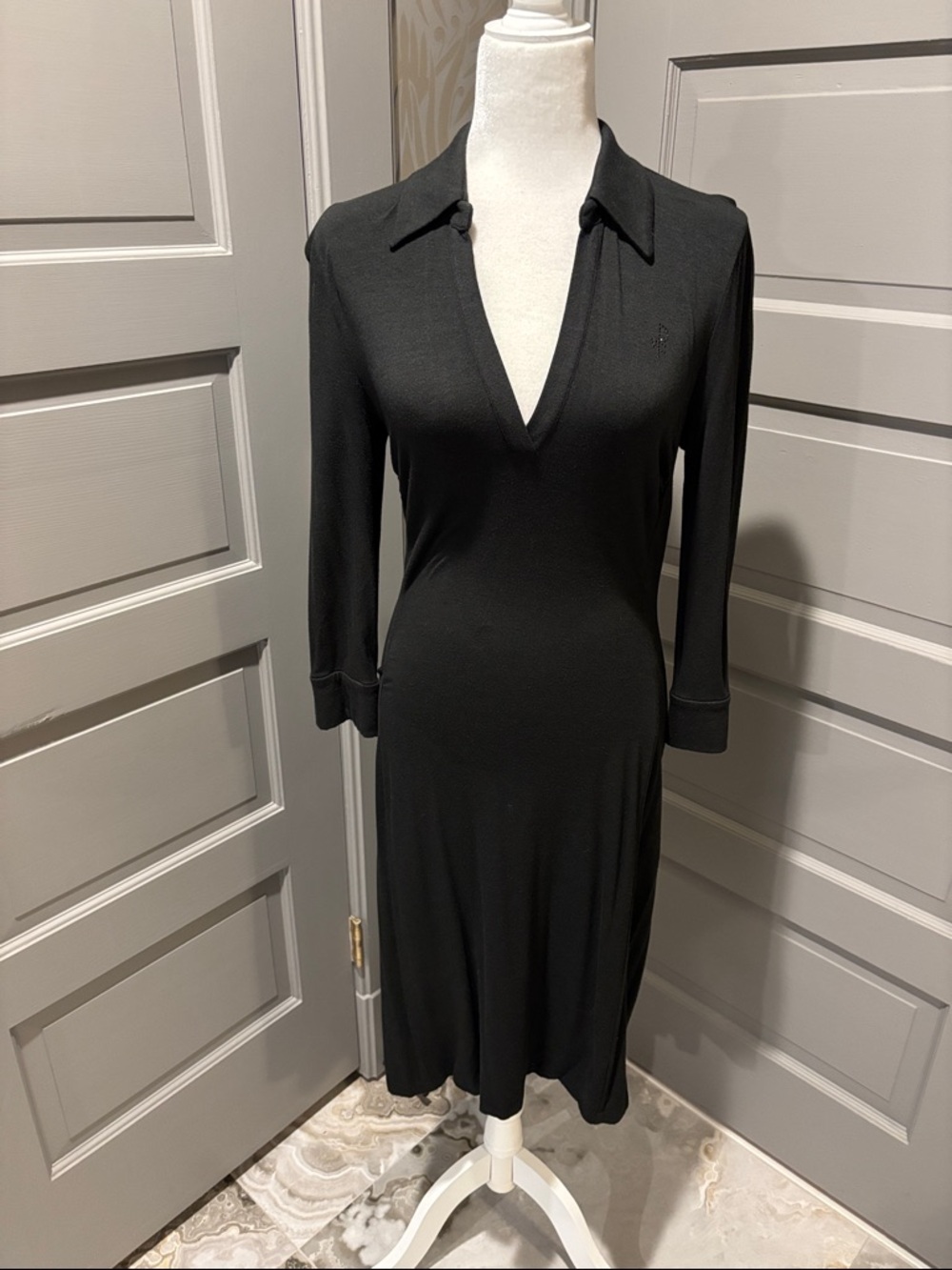 Diane Von Furstenberg Black V-Neck Collared Long Sleeve Dress